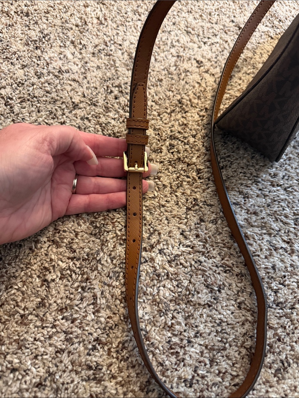 Matching Micheal Kors purse & wallet - Picture 9 of 9